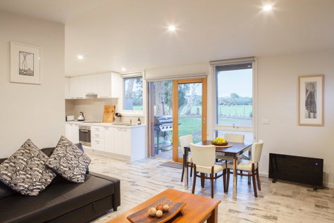 Sandy Point Hideaway - Surfers Paradise Gold Coast 0