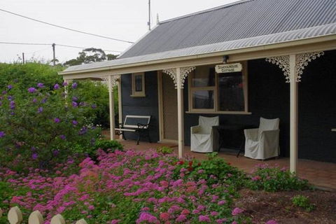 Schoolhouse Cottage American River - Surfers Paradise Gold Coast 2