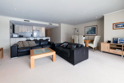 Scirocco, Unit 1/23 Tomaree Street - Surfers Paradise Gold Coast 1