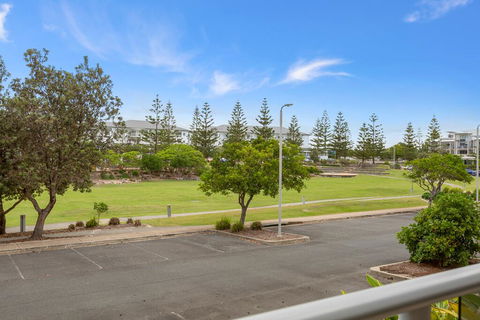 SEA CULTURE 1110 - Surfers Paradise Gold Coast 2