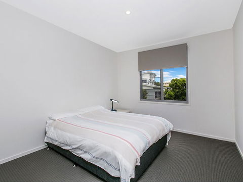 SEA RENITY ON KAMALA - Surfers Paradise Gold Coast 1