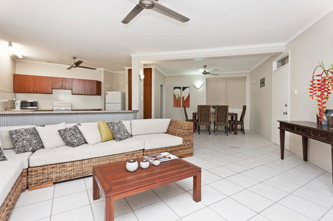 Seabreeze On Nightcliff - Surfers Paradise Gold Coast 0
