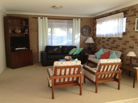 Seascape At Mollymook - Surfers Paradise Gold Coast 2