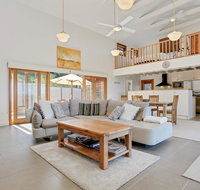 Seascape Retreat - Surfers Paradise Gold Coast