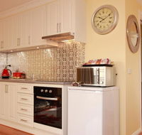 Secret Cottage - Surfers Paradise Gold Coast