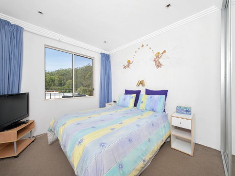 Shoal Towers No.9 - Surfers Paradise Gold Coast 1