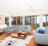 Shores - Pet-Friendly - 1 Min Walk to Beach - Surfers Paradise Gold Coast