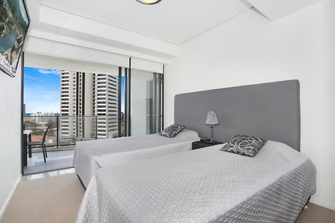 Sierra Grande - Surfers Paradise Gold Coast 3