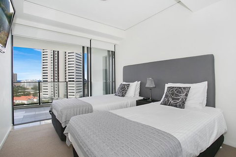 Sierra Grande - Surfers Paradise Gold Coast 1