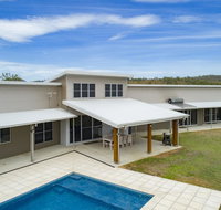 Skyline Farm House - Surfers Paradise Gold Coast