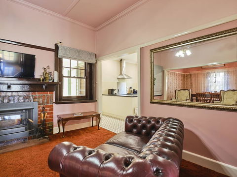 Skymirror Cottage - Surfers Paradise Gold Coast 2