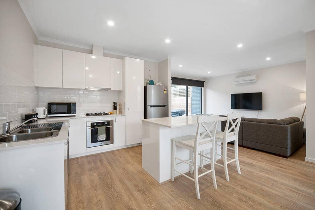 Wollert VIC Surfers Paradise Gold Coast