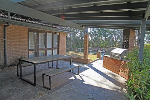 Snapper Lodge Waterfront - Surfers Paradise Gold Coast 2