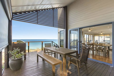 South Pacific Crescent 75, Ulladulla - Surfers Paradise Gold Coast 0