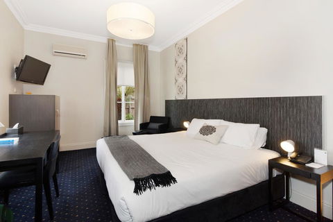 Sovereign Hill Hotel - Surfers Paradise Gold Coast 0