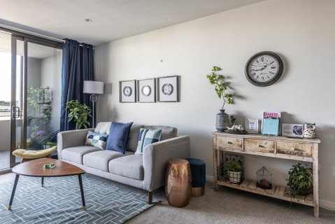 SPACIOUS BRAND NEW // 1BR // IN GORGEOUS BARTON - Surfers Paradise Gold Coast 2