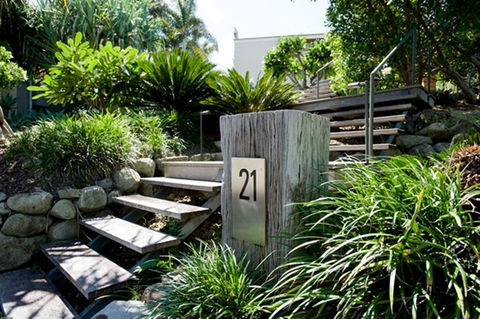 Spacious With Surf Views, Sunshine Beach - Surfers Paradise Gold Coast 1
