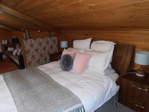 Springmead Rustic Cabin - Surfers Paradise Gold Coast 0