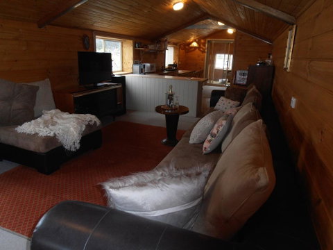 Springmead Rustic Cabin - Surfers Paradise Gold Coast 3