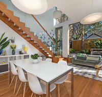 Stunning Architectural Family House In Rozelle - Surfers Paradise Gold Coast
