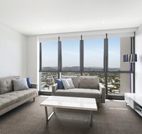 Stunning Views on the 41st Floor - Surfers Paradise Gold Coast
