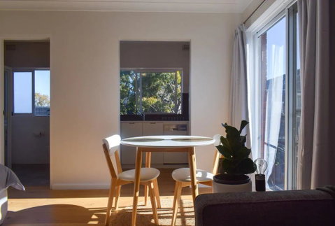 Sun-Drenched 1 Bed Studio Apt Newtown Parking - Surfers Paradise Gold Coast 0