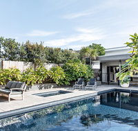 Sundara Beach House - Surfers Paradise Gold Coast