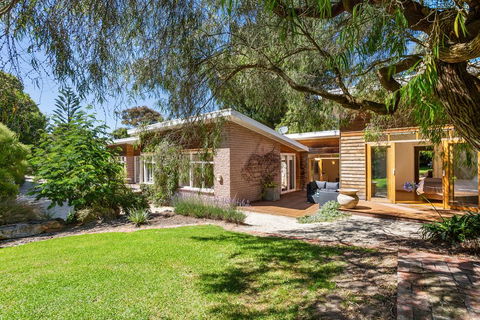 Sun Valley - Boutique Portsea Accommodation - Surfers Paradise Gold Coast 1