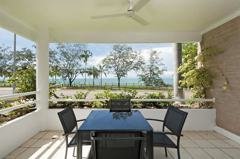 Sunset On Nightcliff - Surfers Paradise Gold Coast 3