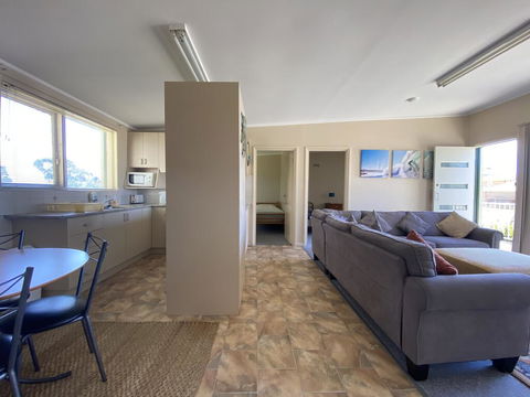 Surf Beach Sanctuary - Surfers Paradise Gold Coast 3
