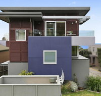 SURF CENTRAL - Wifi double garage  smack bang in the middle of town - Surfers Paradise Gold Coast