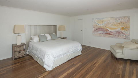 Surfers Ave Retreat Narrawallee - Surfers Paradise Gold Coast 1