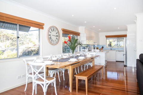Surfers Beach House - Surfers Paradise Gold Coast 1