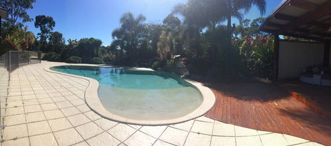TAKURA HEIGHTS Modern Country Apartment With Pool Access - Surfers Paradise Gold Coast 1