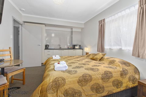 Tall Trees Motel Mountain Retreat - Surfers Paradise Gold Coast 1