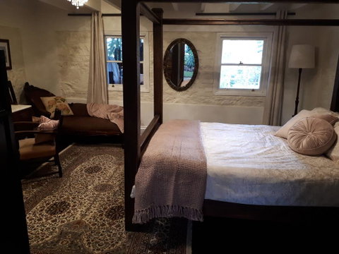 Tanilba House - Surfers Paradise Gold Coast 1
