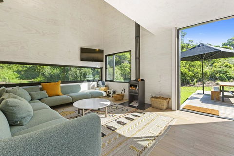 THE BATCH - St Andrews Beach - Surfers Paradise Gold Coast 1