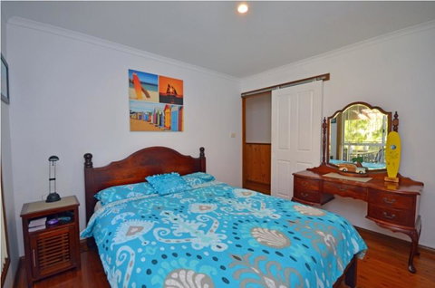 The Beach House - Surfers Paradise Gold Coast 2