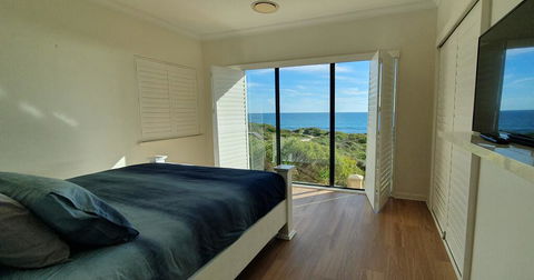 The Beach House - Port Bouvard - Surfers Paradise Gold Coast 2