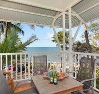 The Beach Shack 3BR Waterfront Resort Own WIFI - Surfers Paradise Gold Coast