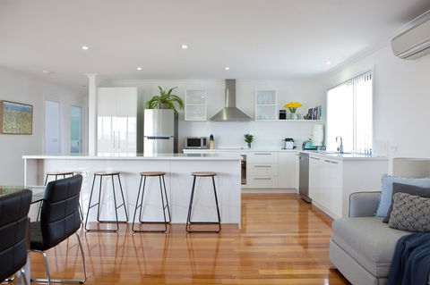 Pearl Hawley Beach - Surfers Paradise Gold Coast 1