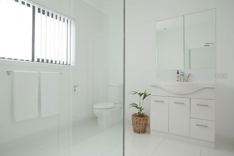 Pearl Hawley Beach - Surfers Paradise Gold Coast 29