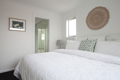 Pearl Hawley Beach - Surfers Paradise Gold Coast 13
