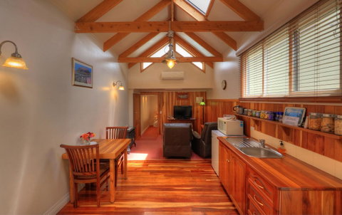 Ellie\'s Cottages - Surfers Paradise Gold Coast 16