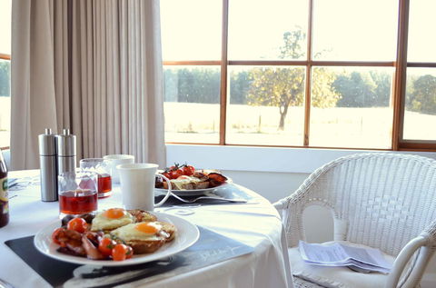 Buttons Cottage For Canyon & Rain Forest Walks With In House Dining - Surfers Paradise Gold Coast 28
