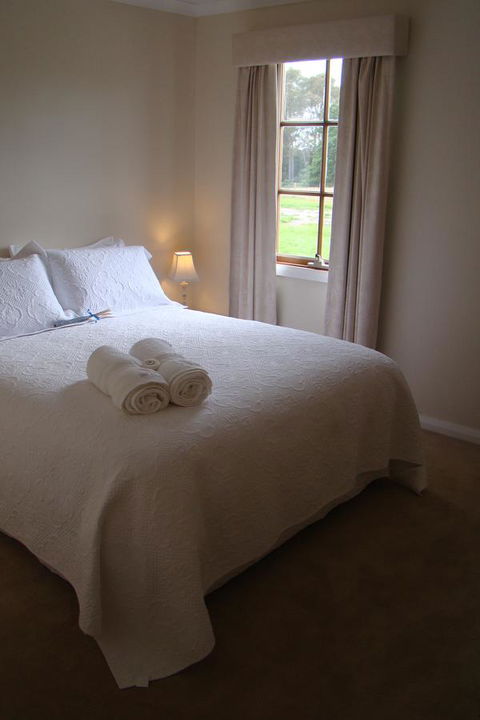 Buttons Cottage For Canyon & Rain Forest Walks With In House Dining - Surfers Paradise Gold Coast 18