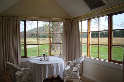 Buttons Cottage For Canyon & Rain Forest Walks With In House Dining - Surfers Paradise Gold Coast 24