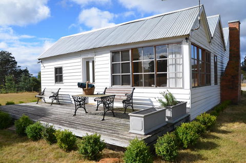 Buttons Cottage For Canyon & Rain Forest Walks With In House Dining - Surfers Paradise Gold Coast 5