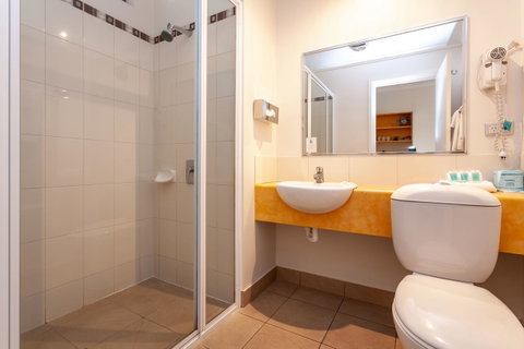 Beachfront Bicheno - Surfers Paradise Gold Coast 31