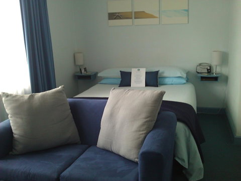 Freycinet Waters - Surfers Paradise Gold Coast 23
